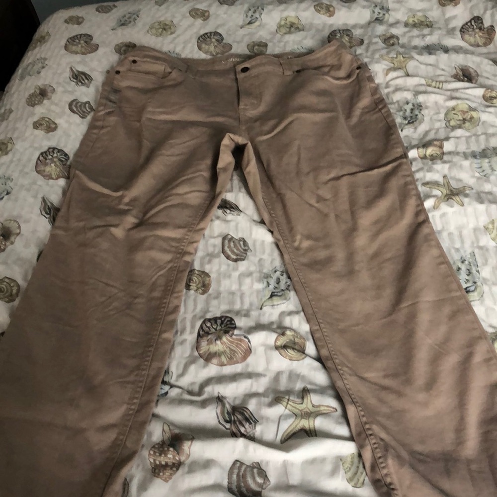 Croft and Barrow khaki pants NWT